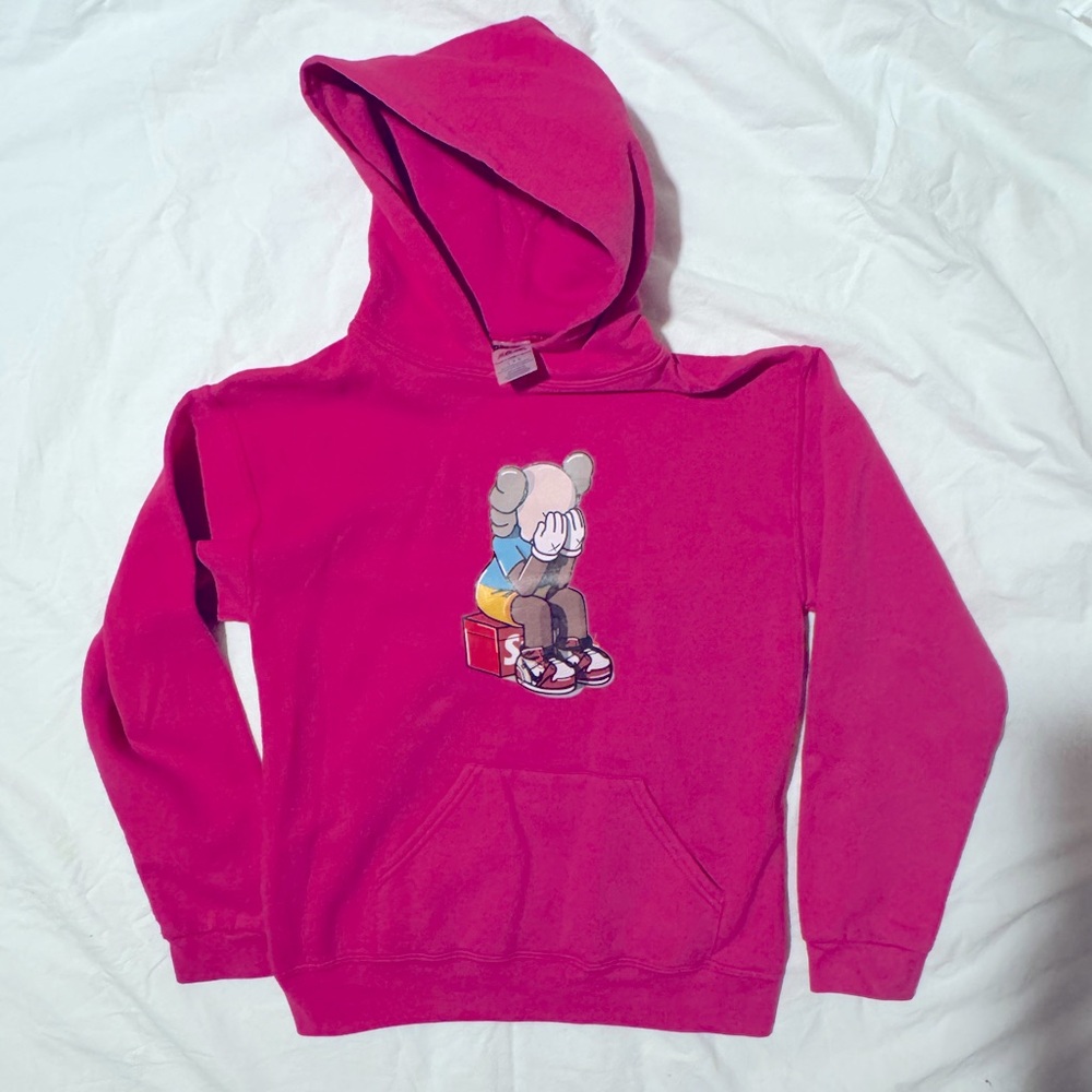 Custom graphic hooded sweatshirt. Hot pink color, youth size L or women’s XS.